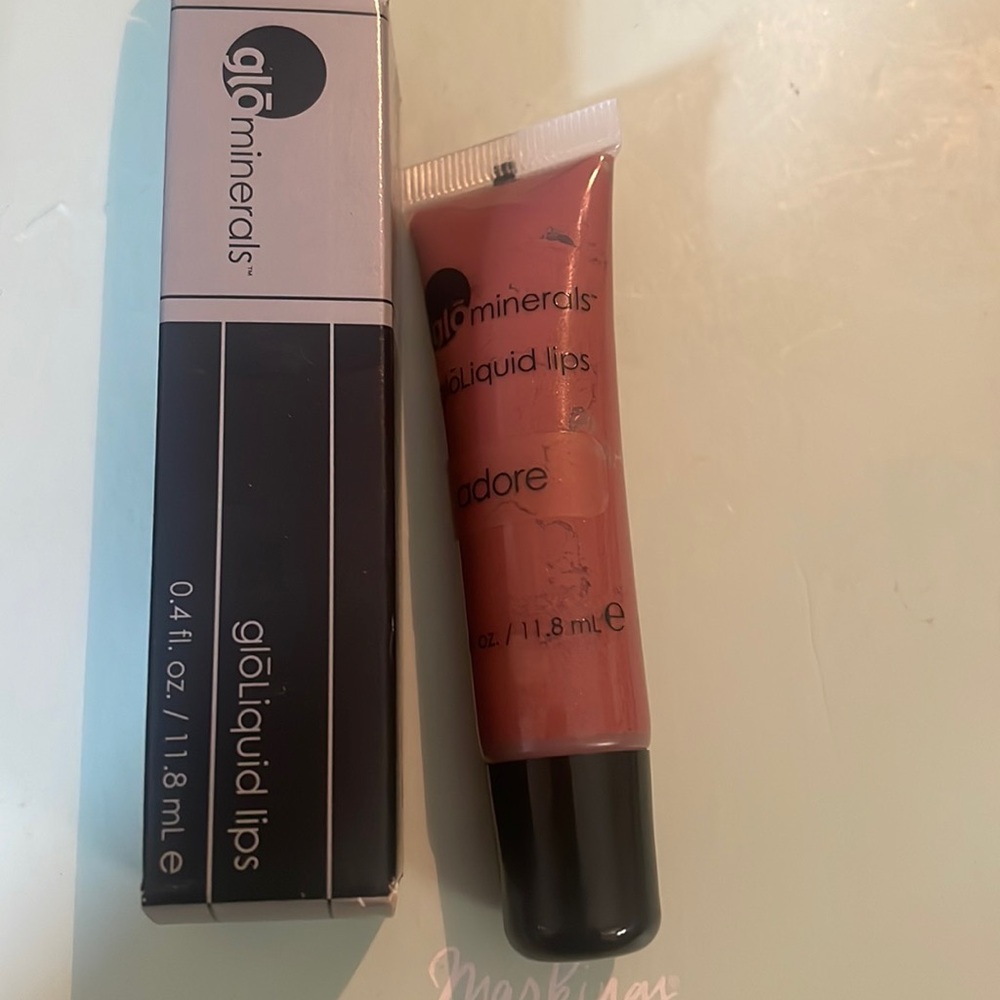 Glo minerals lip gloss